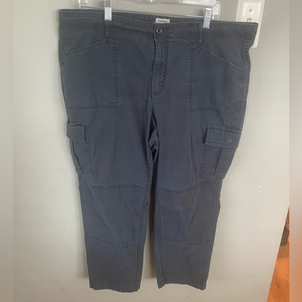 L.L. Bean Black Favorite Fit Cargo Pants